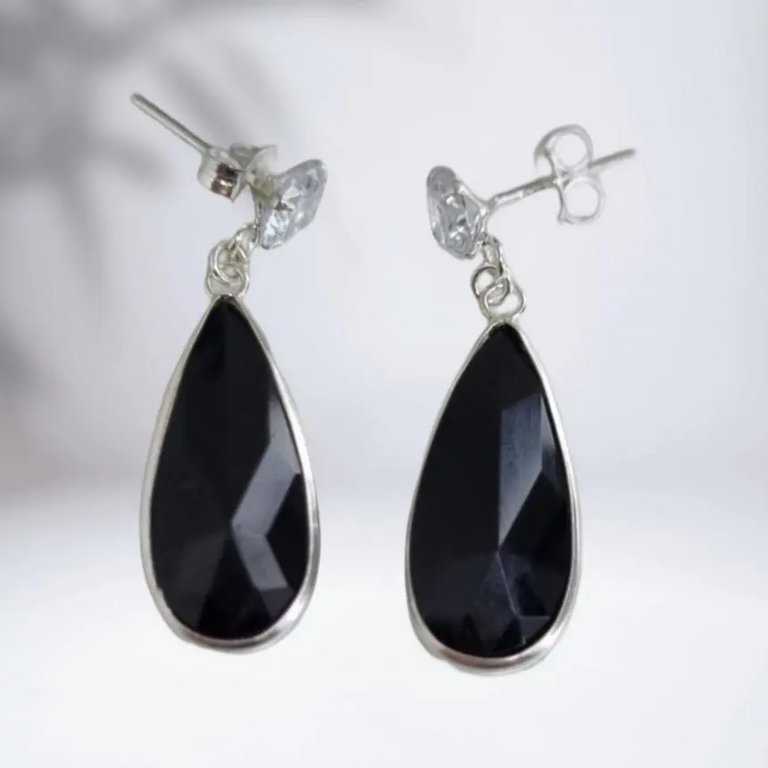 Brinco Gota Zirconia Pedra Onix