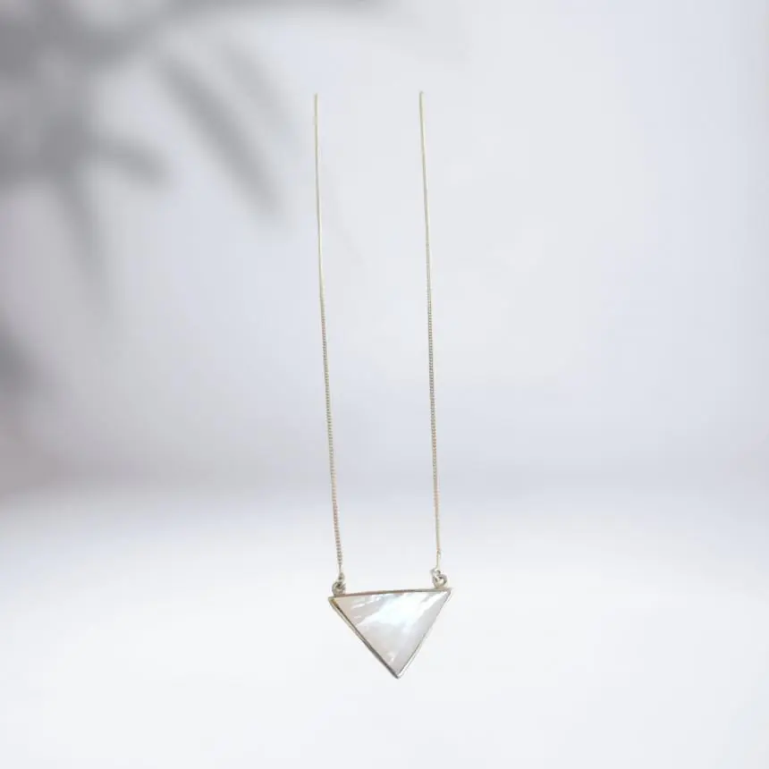 Colar Madrepérola Triangular