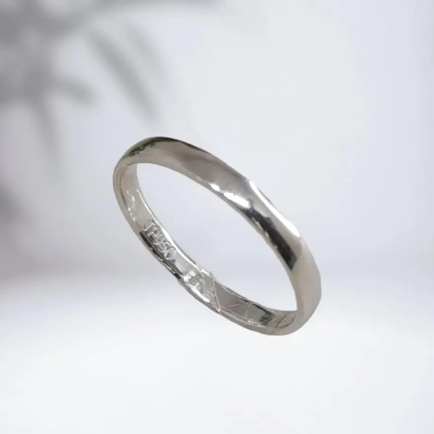 Aliança abaulada fina masculina 2,5mm