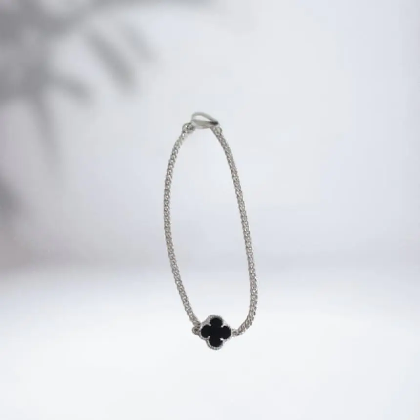 Pulseira trevo madreperola onix