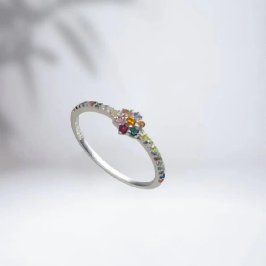 Anel solitario flor zirconia colorida