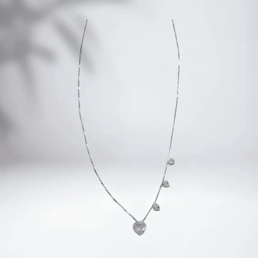 Colar coraçoes zirconia