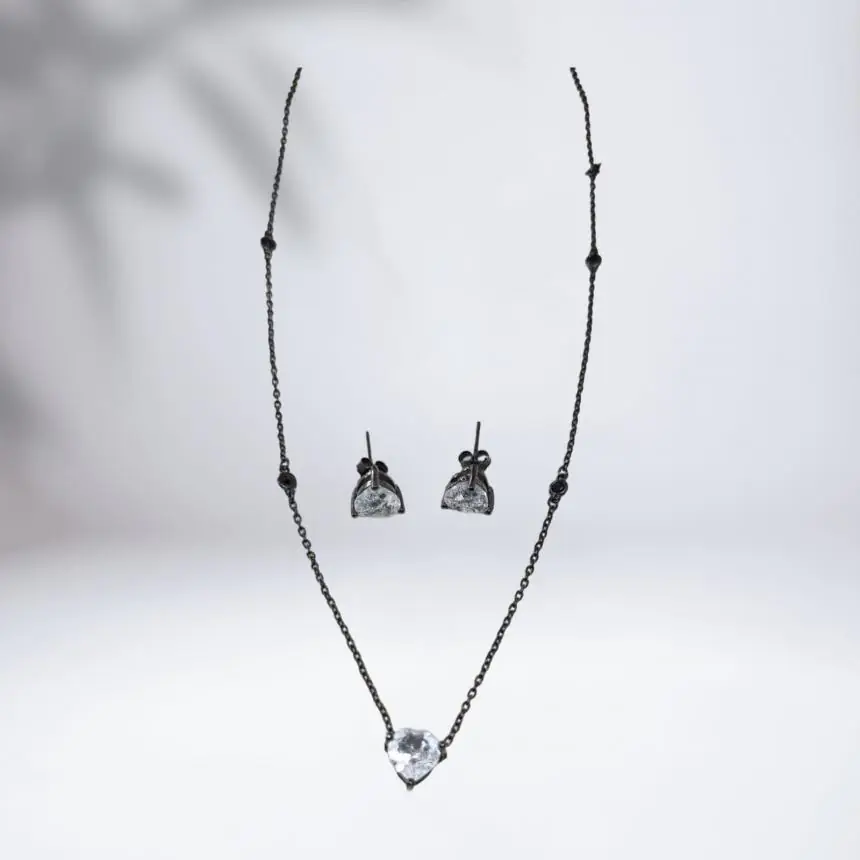 Conjunto colar coração e brinco coração Ródio Negro