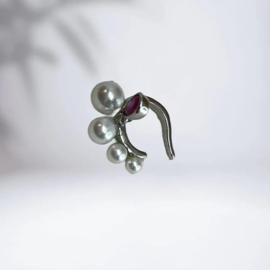 Piercing fake perolas e gota zirconia rosa