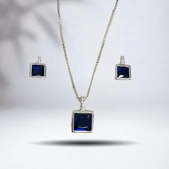 Conjunto colar e brincos quadrados marinho cravejados