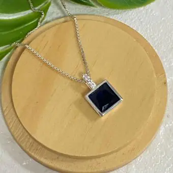 Conjunto colar e brincos quadrados marinho cravejados