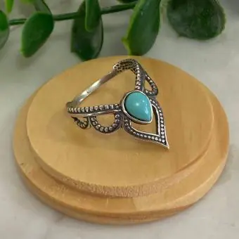 Anel trabalhado turquesa gota