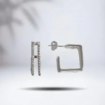 Brinco meia argola quadrada cravejada