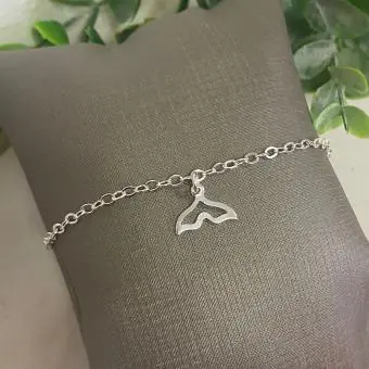 Pulseira elos pingente cauda vazada