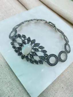 Pulseira Madreperola Larga Circulos Vazados