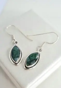 Brinco Esmeralda
