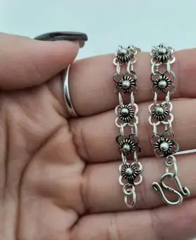 Pulseira Balines com Mini flores