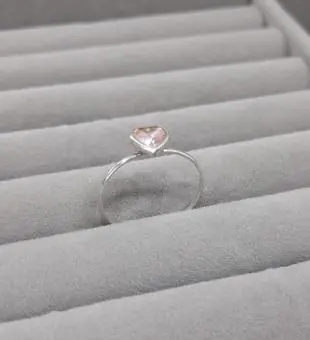 Anel Coração Zirconia Rosa