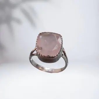 Anel Pedra Quartzo rosa Irregular