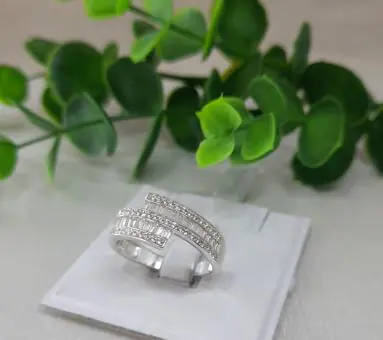 Anel zirconia navete
