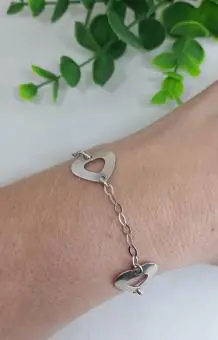 Pulseira 3 corações vazados