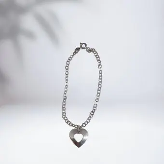 Pulseira coração vazado