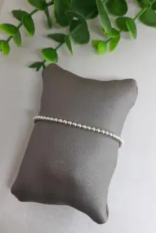Pulseira bolinhas pequenas