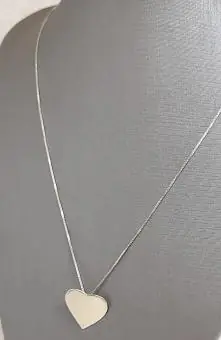 Colar coração chapado M