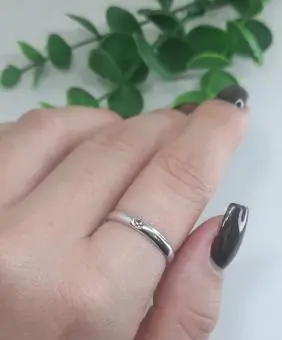 Anel micro pedra rosa