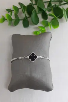 Pulseira trevo madreperola onix