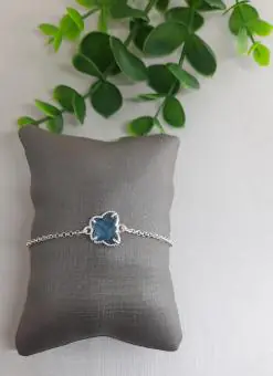 Pulseira borboleta cristal azul claro