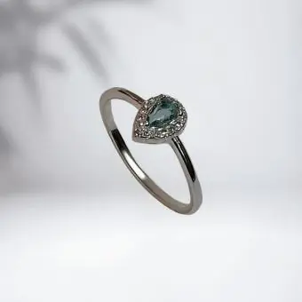 Anel  solitario gota verde