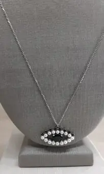 Colar olho grego perolas e pedra Safira