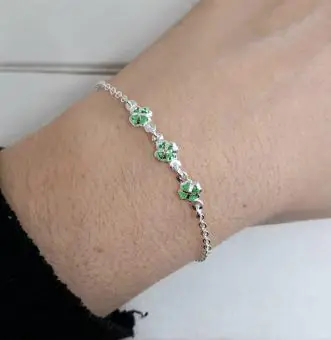 Pulseira mini trevos zirconia verde