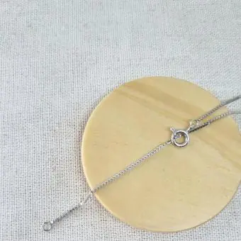 Colar Nossa Senhora Guardalupe cravejada com seis ponto luz
