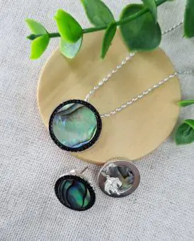Conjunto pingente e brinco pedra abalone e zirconia Black