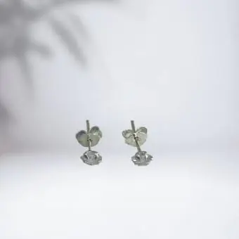 Brinco zirocnia estrela 5mm