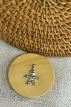 Pingente menino zirconia