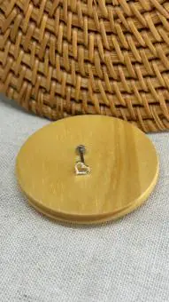 Piercing coração vazado