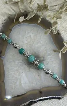 Pulseira bolas amazonita com tres pingentes