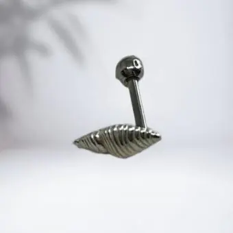 Piercing concha do mar