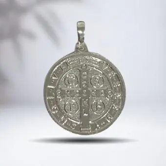 Pingente medalha São Bento