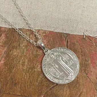 Pingente medalha São Bento