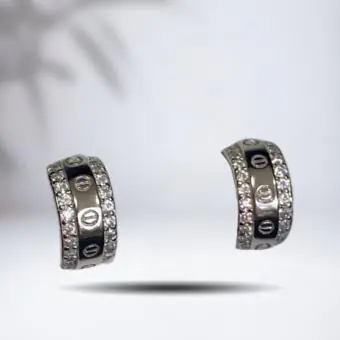 Brinco meia argola zircônia laterais - Código 657