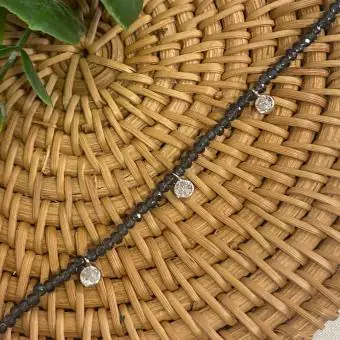 Tornozeleira cristal com pontos de luz
